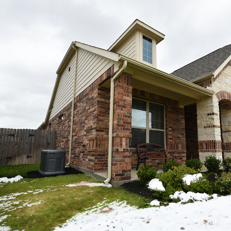 Homeowner-Generator-Image+